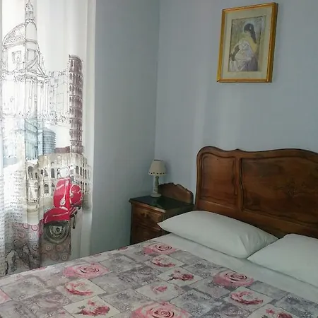 Le Di Gio 3* Alba (Piedmont)